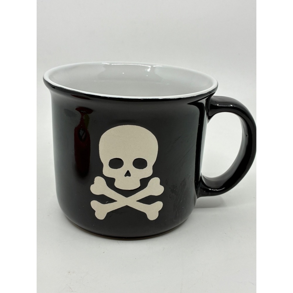 Boston Warehouse Skull and Crossbones Black Ceramic Campfire Coffee Mug 16oz